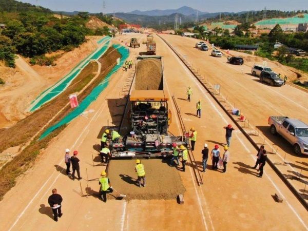 重庆高速公路